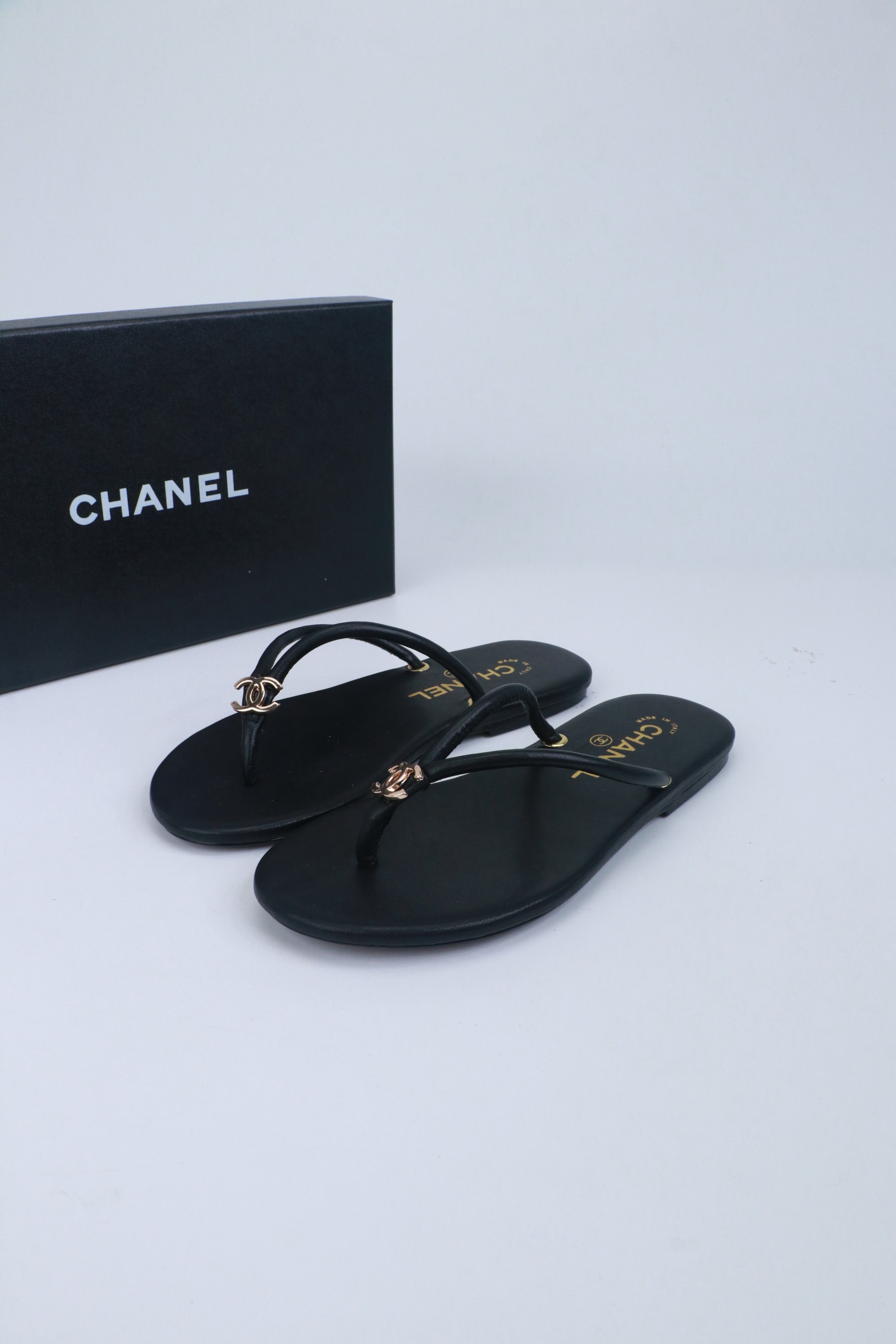 Ch@nel Slides