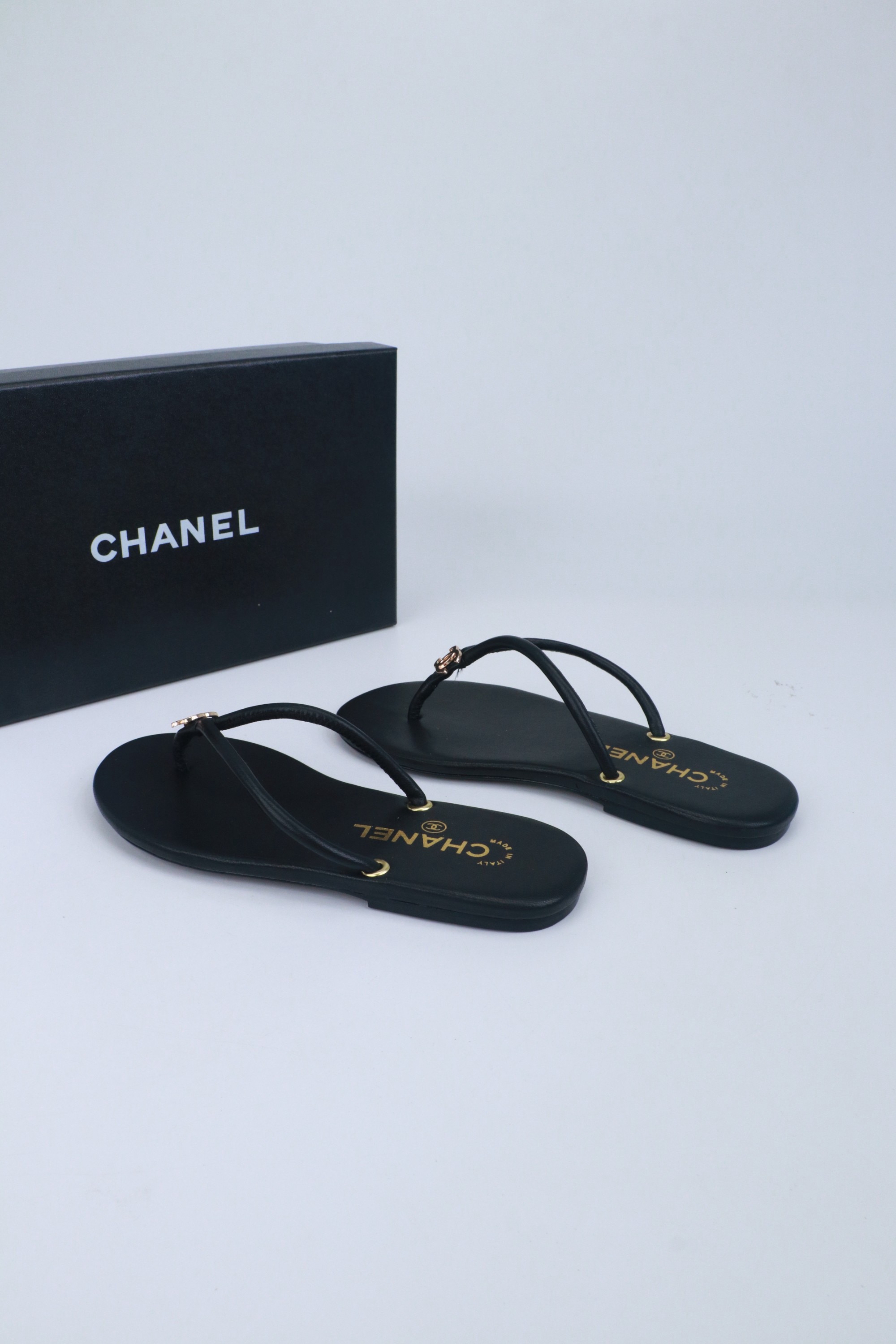 Ch@nel Slides