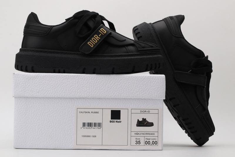 D*or sports sneakers