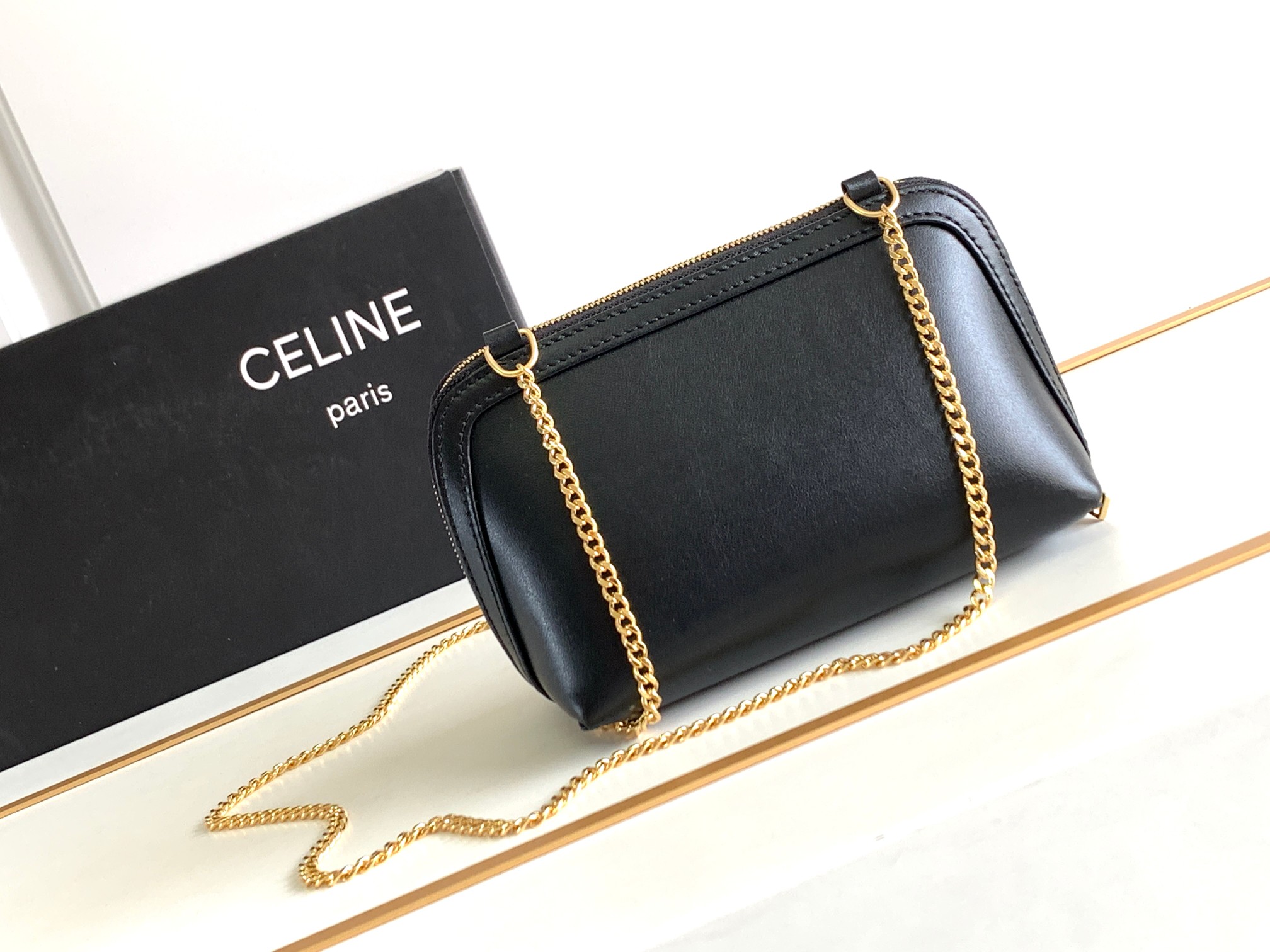 Celin Triomphe Shell Bag-16 X 11X 8CM