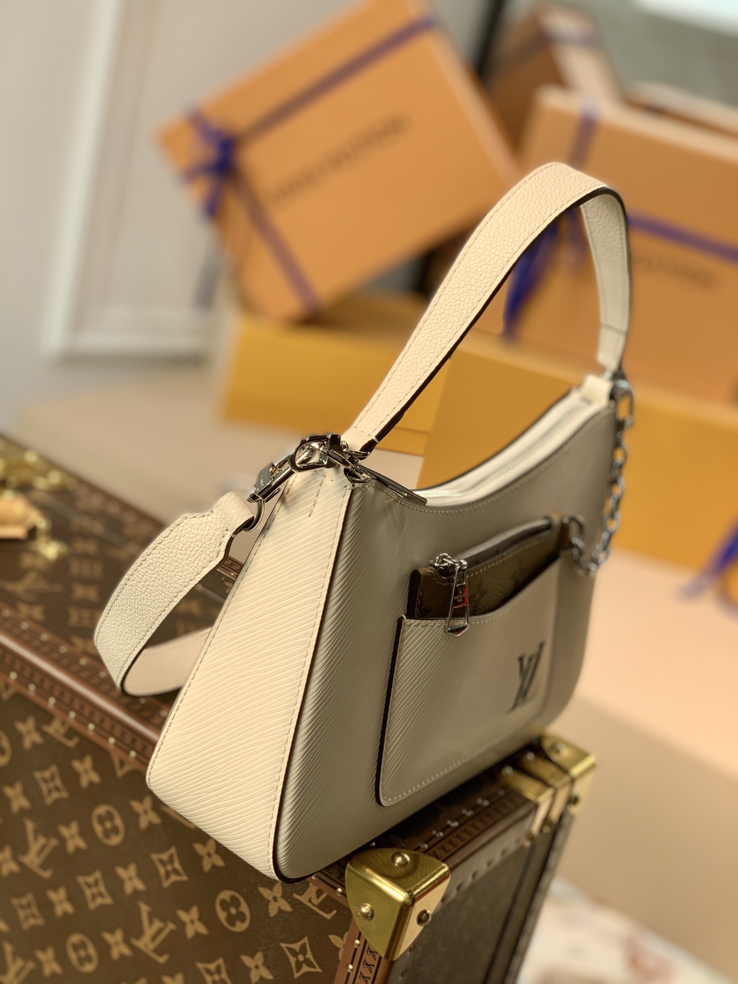l0*is V*t0n marell handbags-m80689-25 x 15 x 8cm