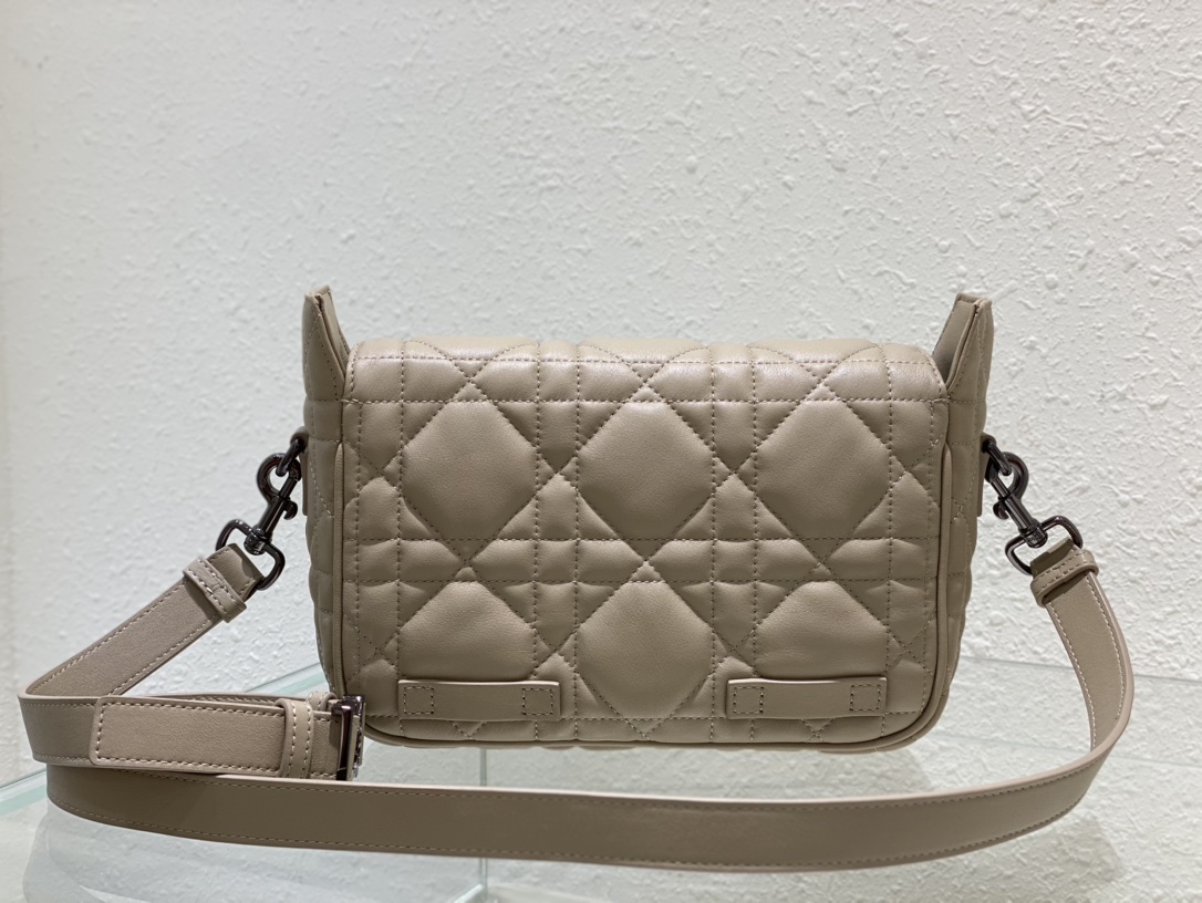 D*or camp bag-23×15×8cm