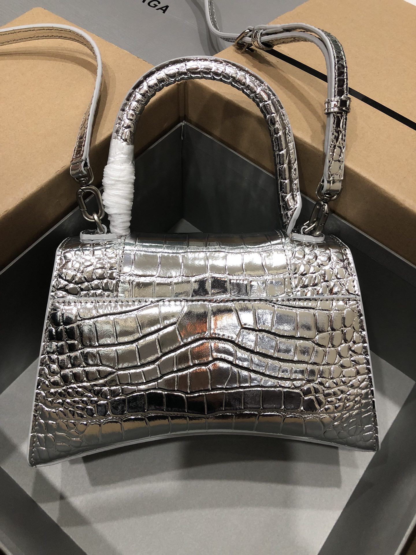 Ba*len*cia*ga hourglass bag-23x10x24cm