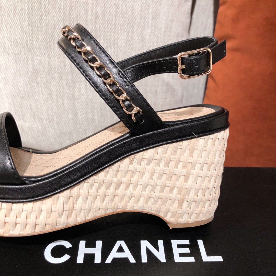 Ch@nel Heels