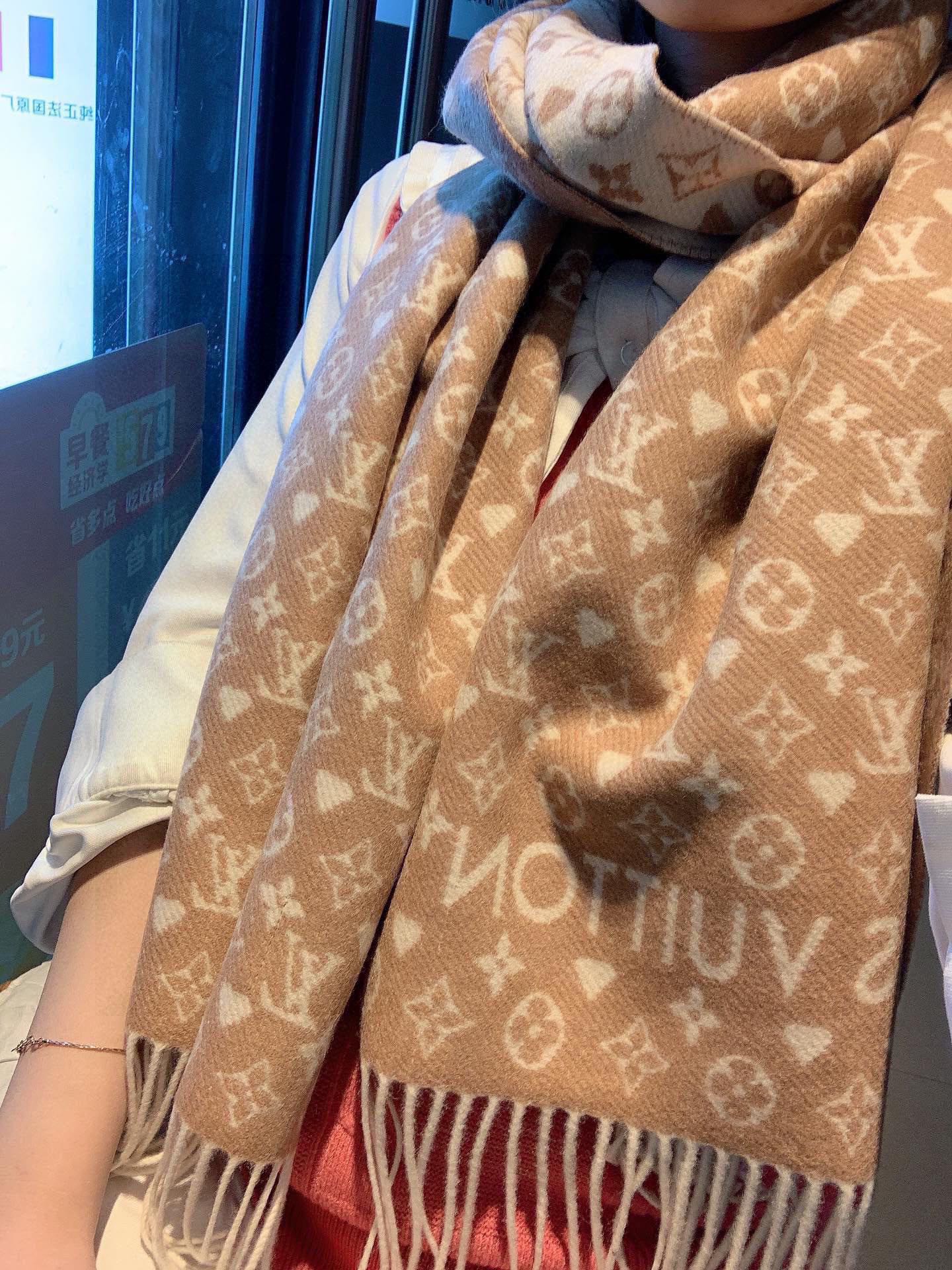 l0*is V*t0n scarf-45*190cm