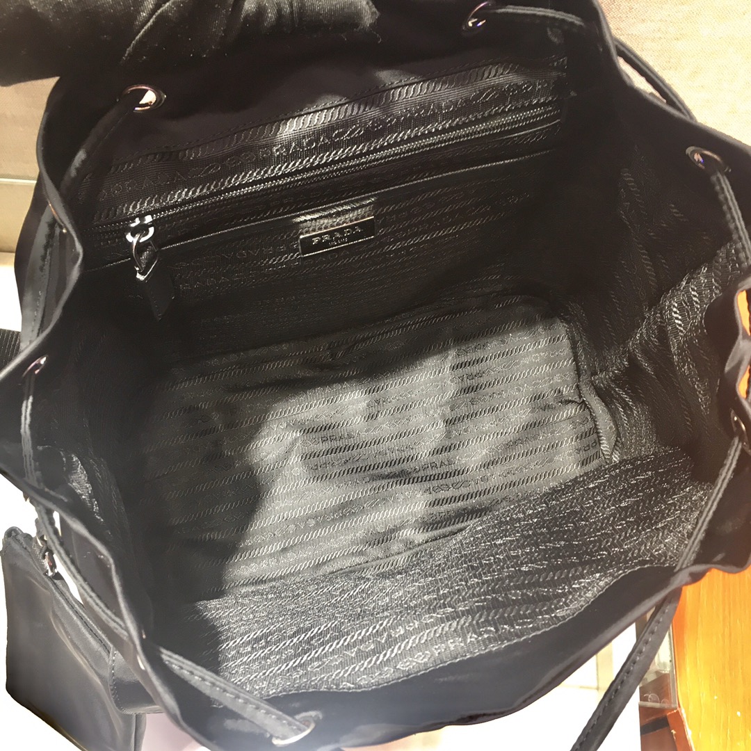 Pra*a backpack 1bz811-30*32*15cm