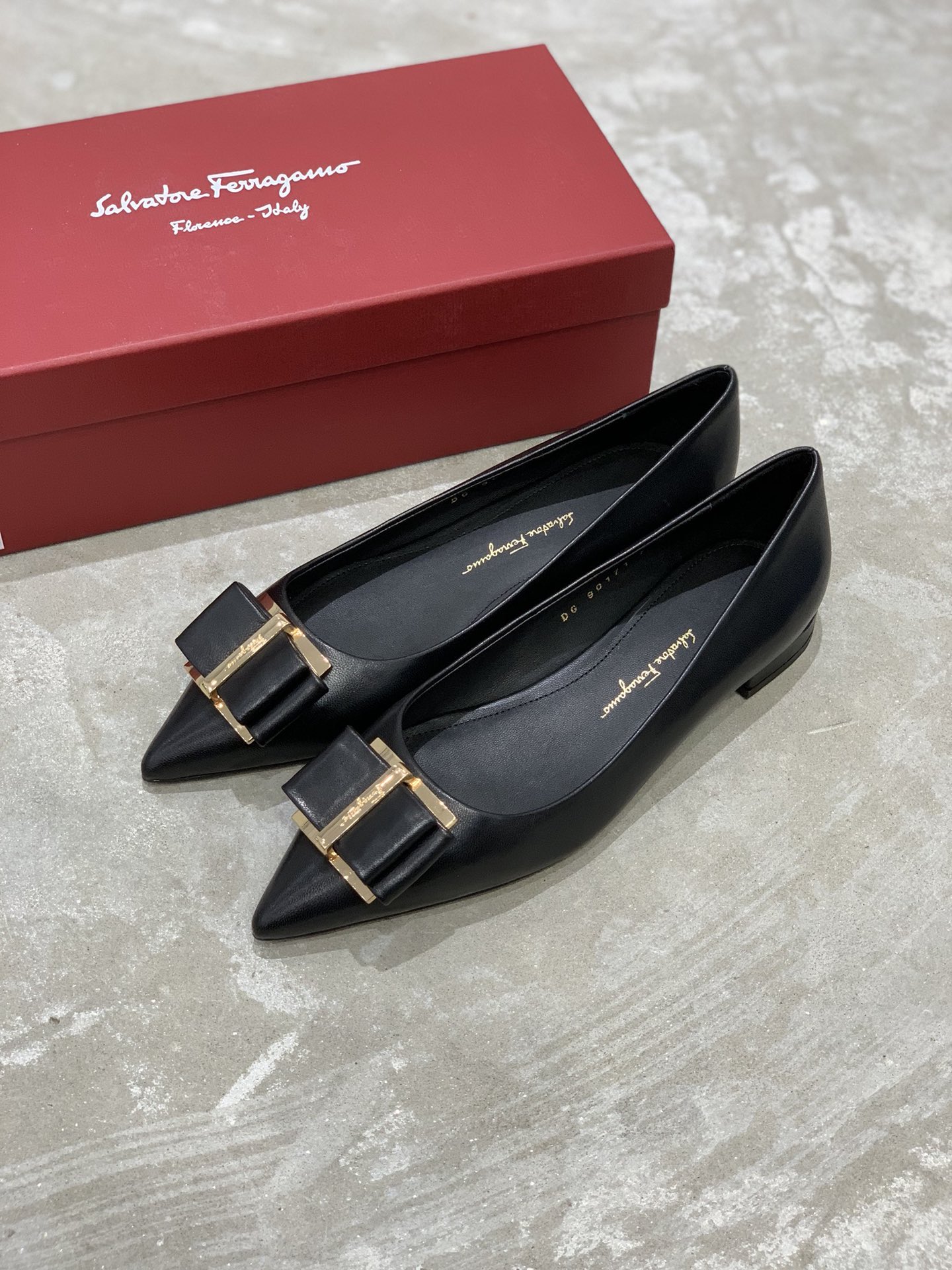 Salvatore Ferragamo-1CM