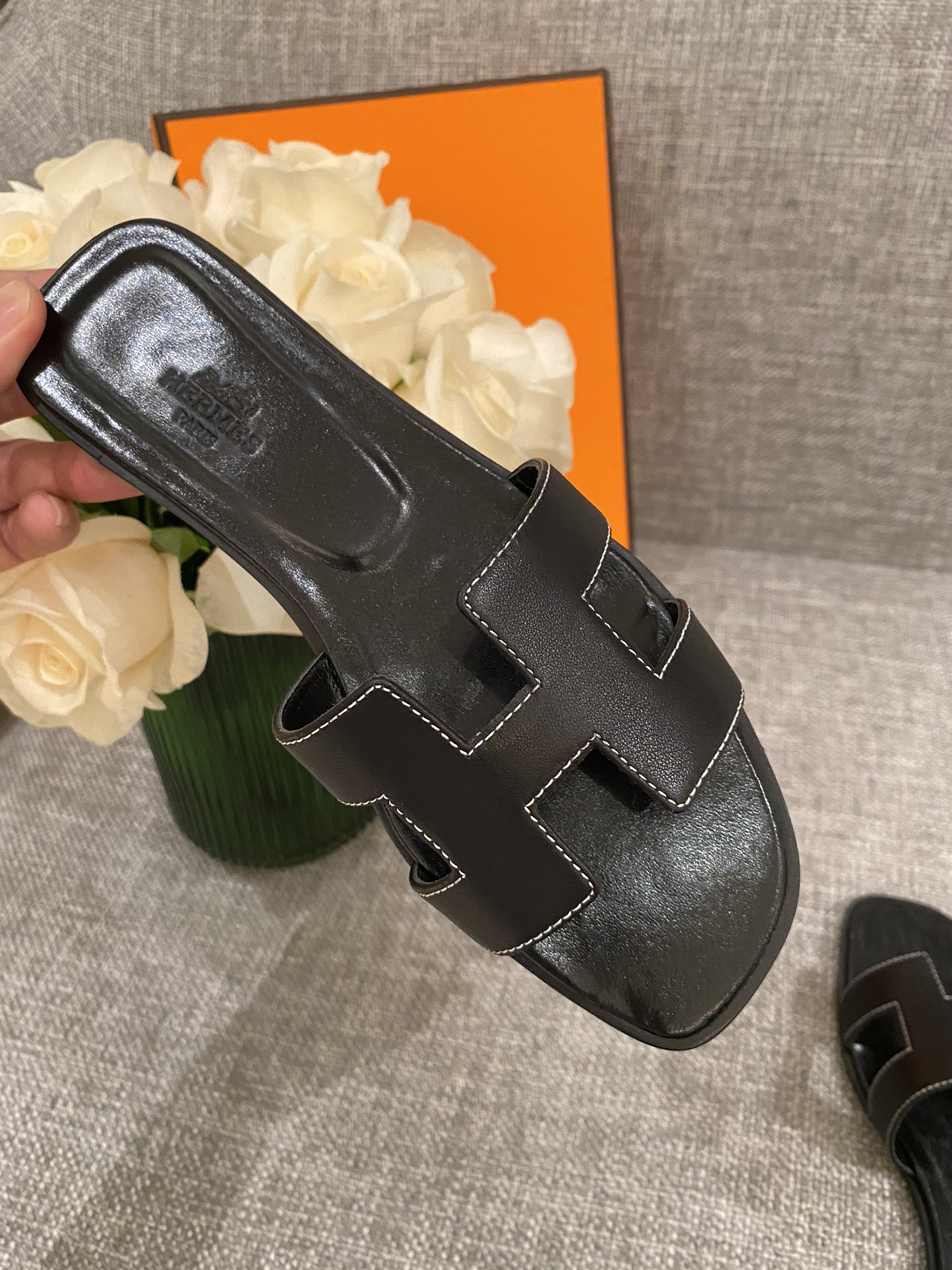 H**mes slippers in smooth leather