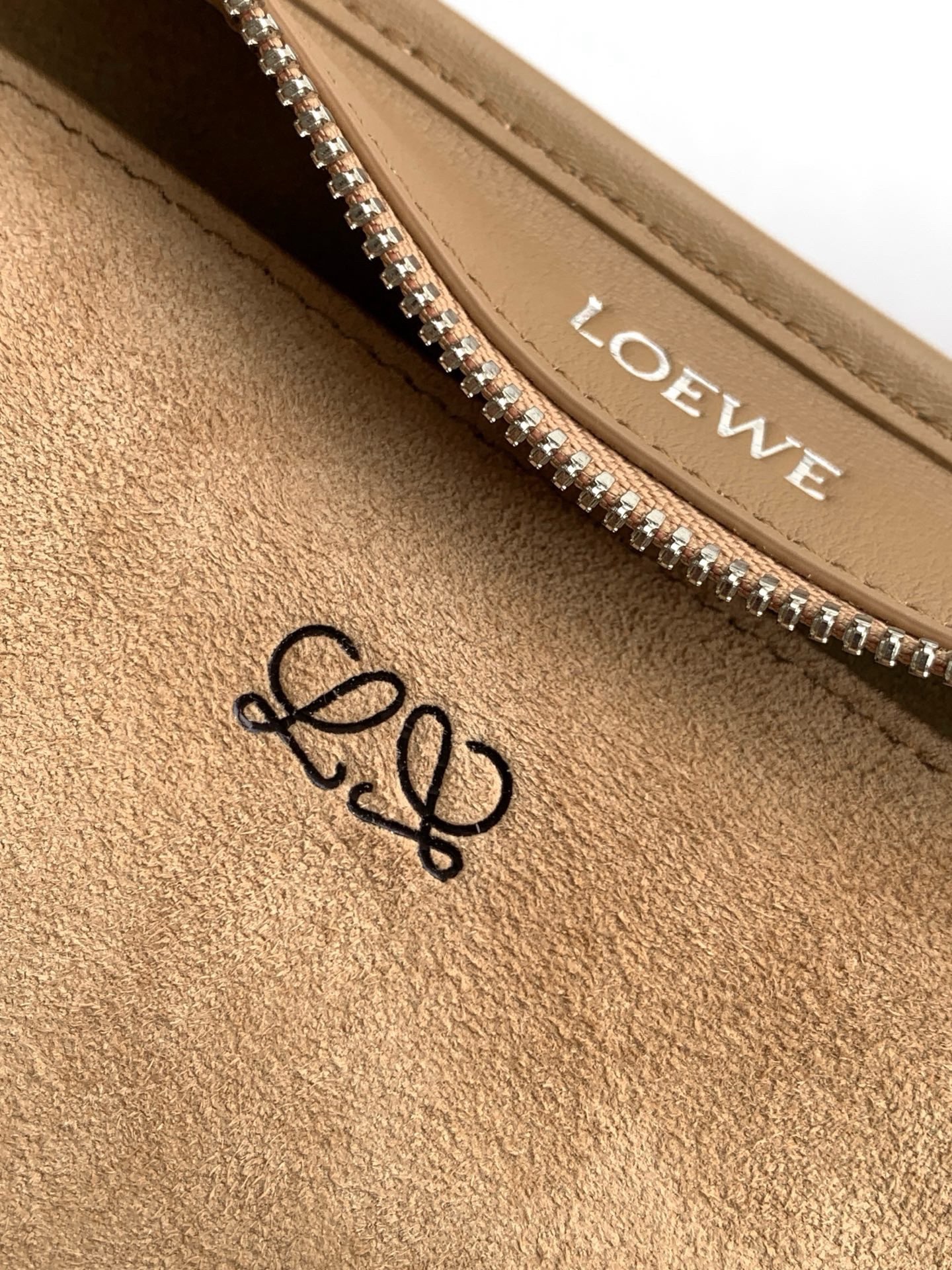 LOE*WE Small Amazona 180 Tote Bag-24*18.5*10CM