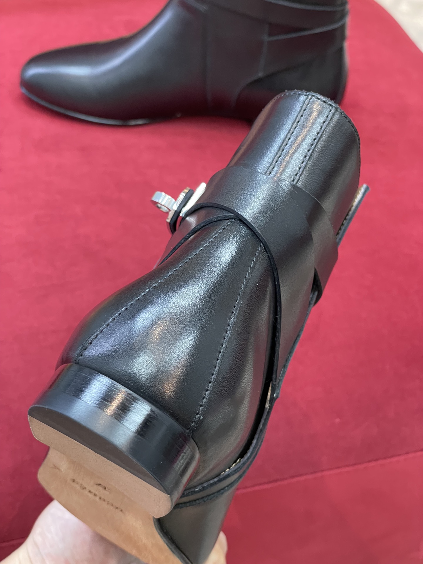 H**mes boots