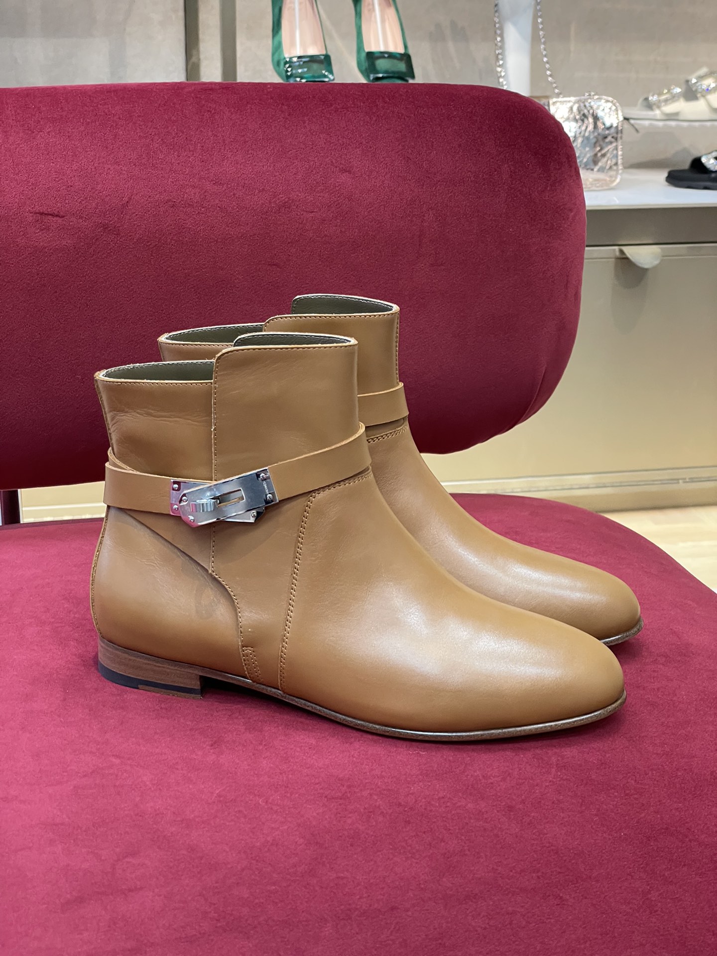 H**mes boots