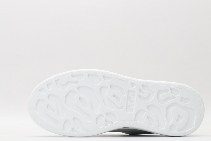 A1exa*der m*q*en sports shoes