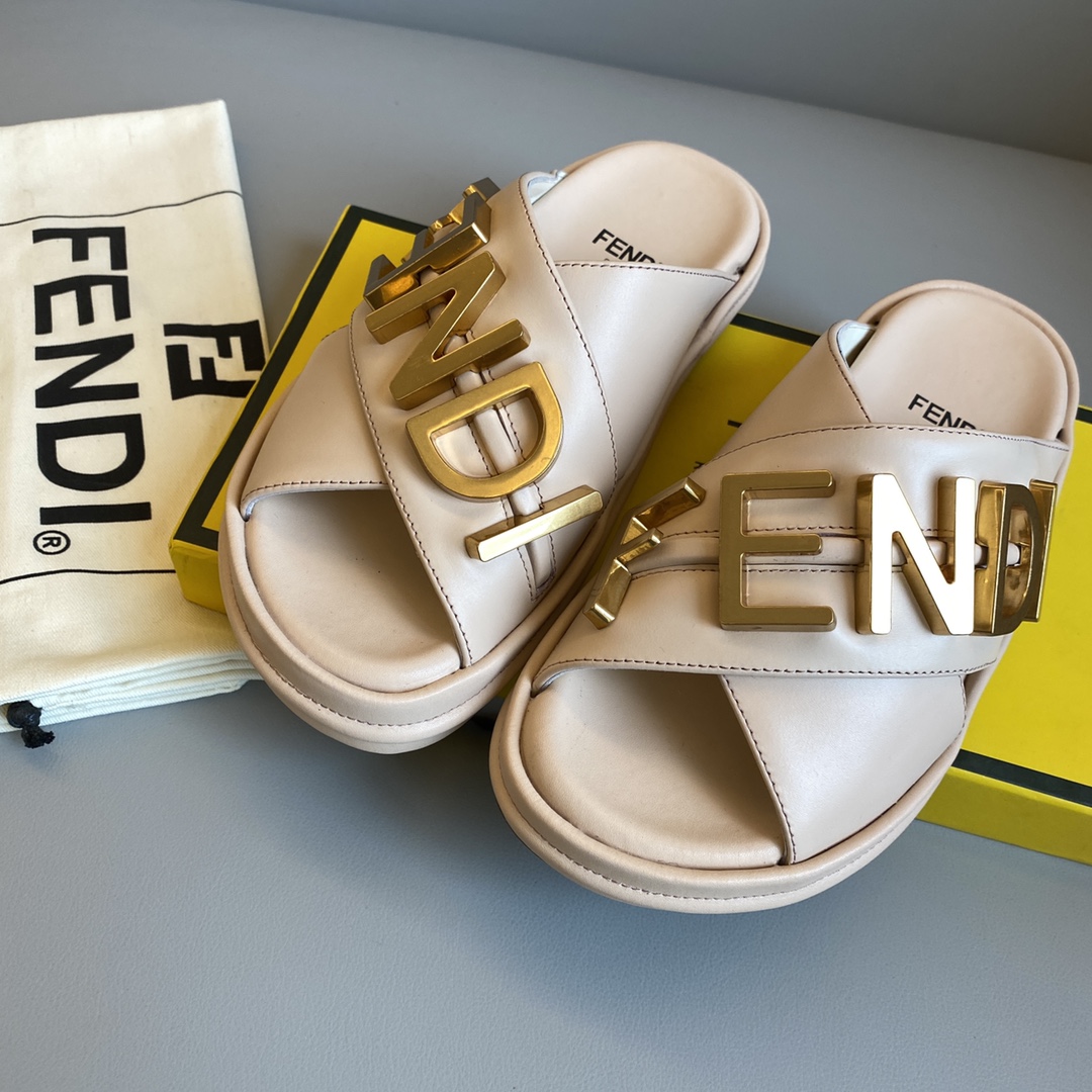 F**digraphy sandals(eu35-41)