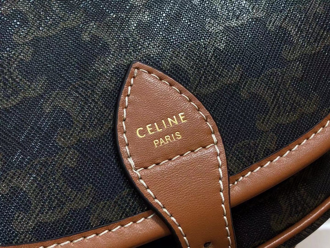 Celin Folco Triomphe Bag-18 X 17 X 6.CM