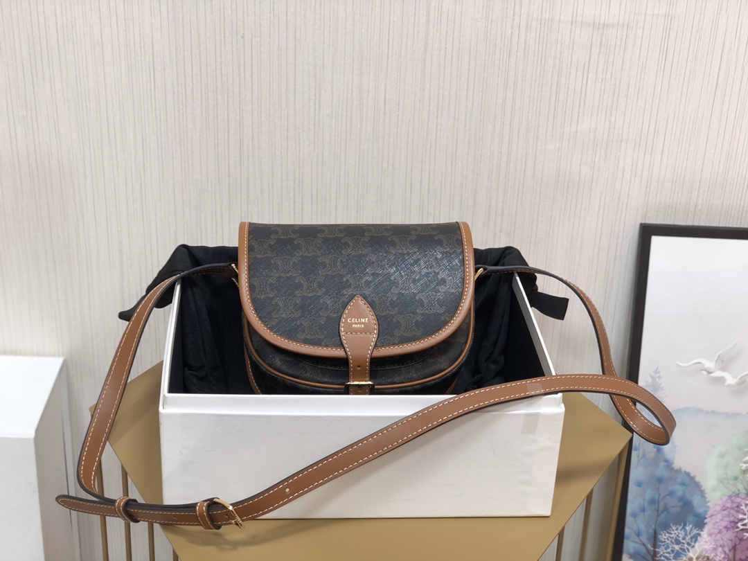 Celin Folco Triomphe Bag-18 X 17 X 6.CM