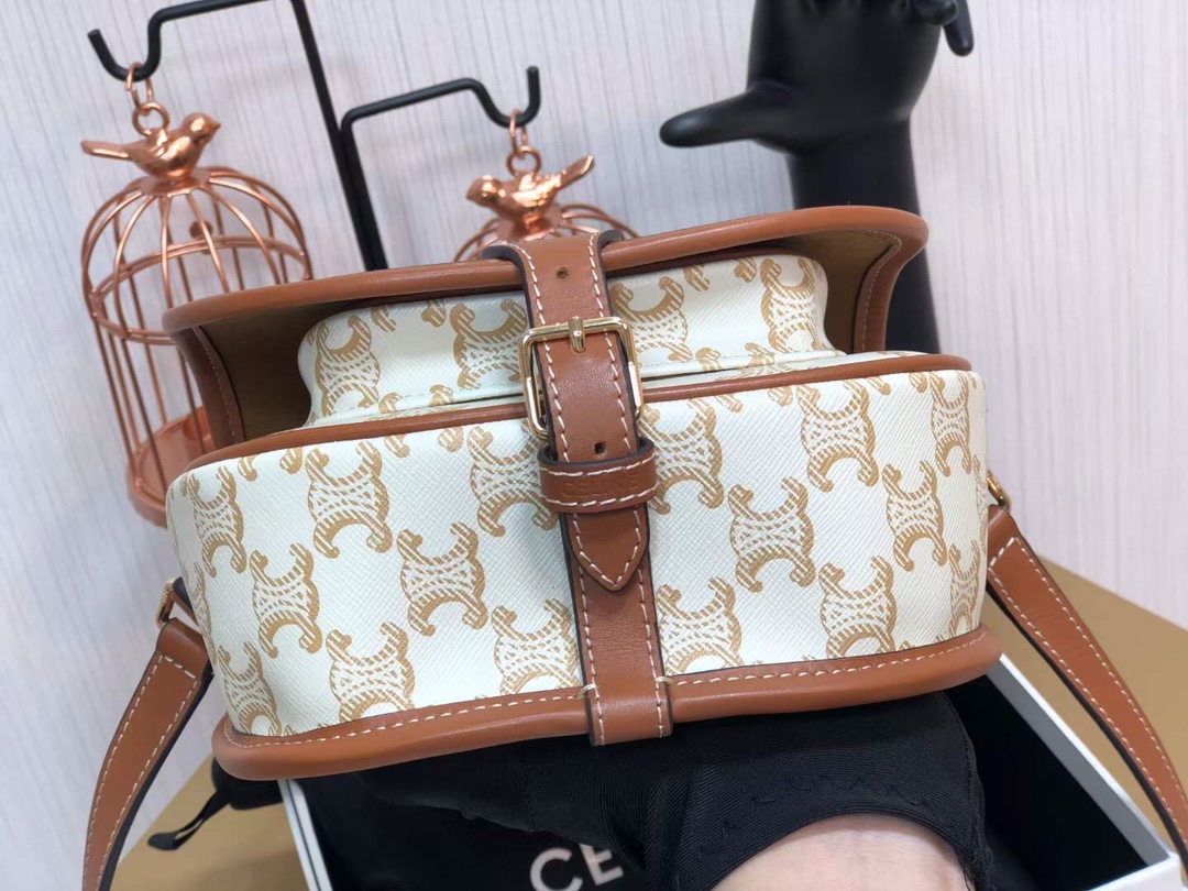 Celin Folco Triomphe Bag-18 X 17 X 6.CM