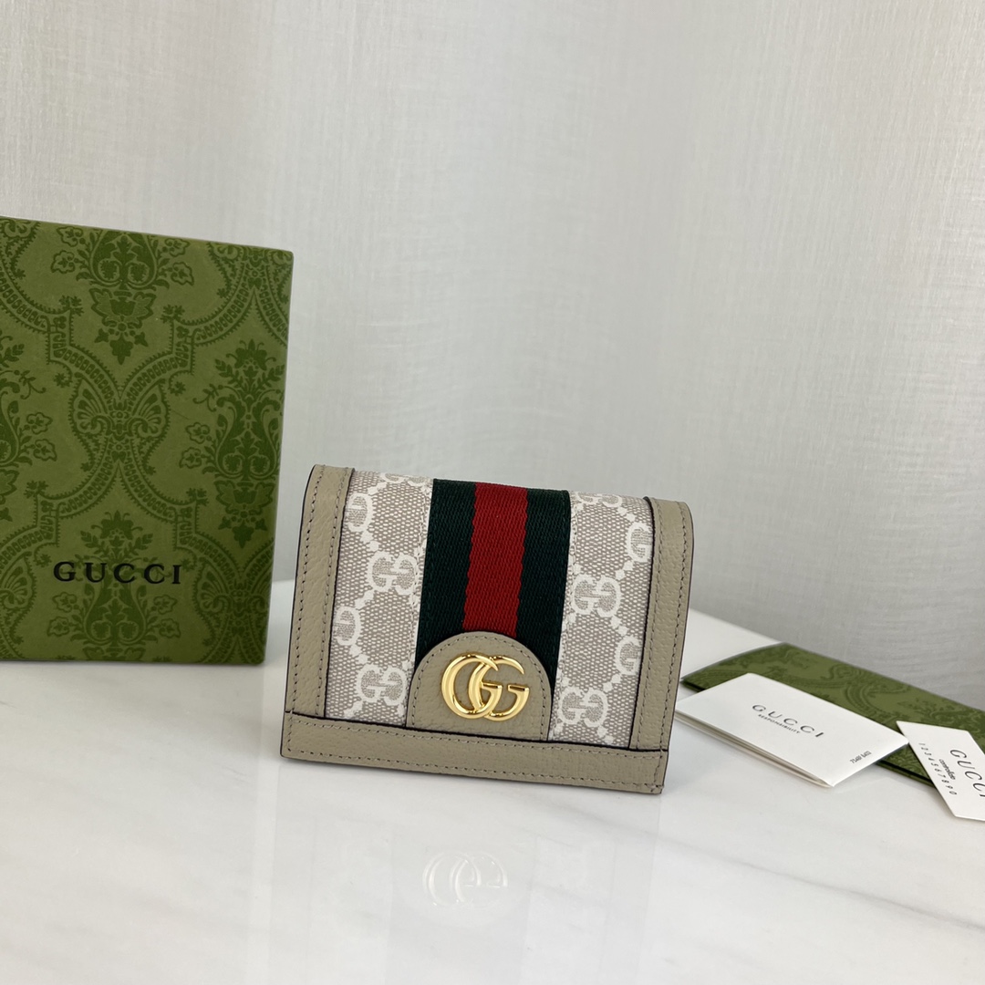 G*u*i wallet-11x8.5x3cm