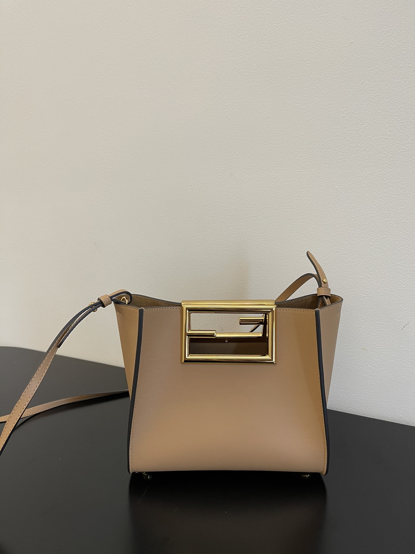 F**di way handbags-23×7×18cm