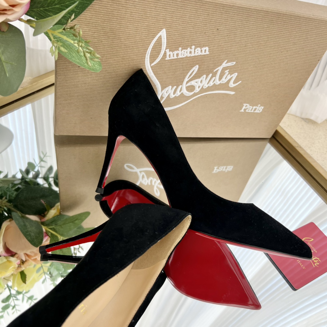 Ch**an louboutin heels