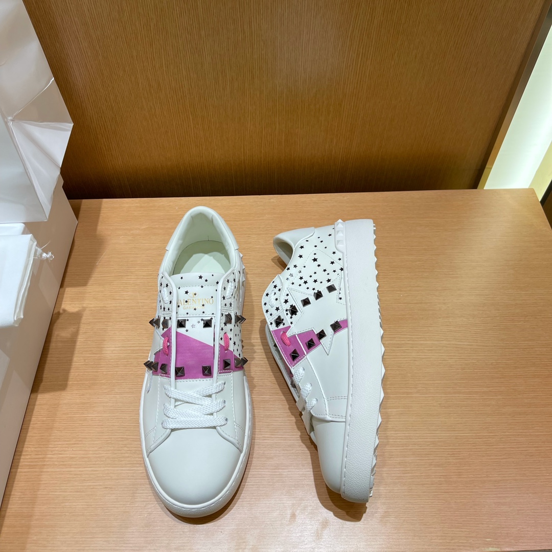 Va1e*ntin0 garavani sneakers