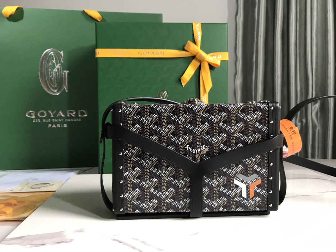 Go*ard minaudière bags