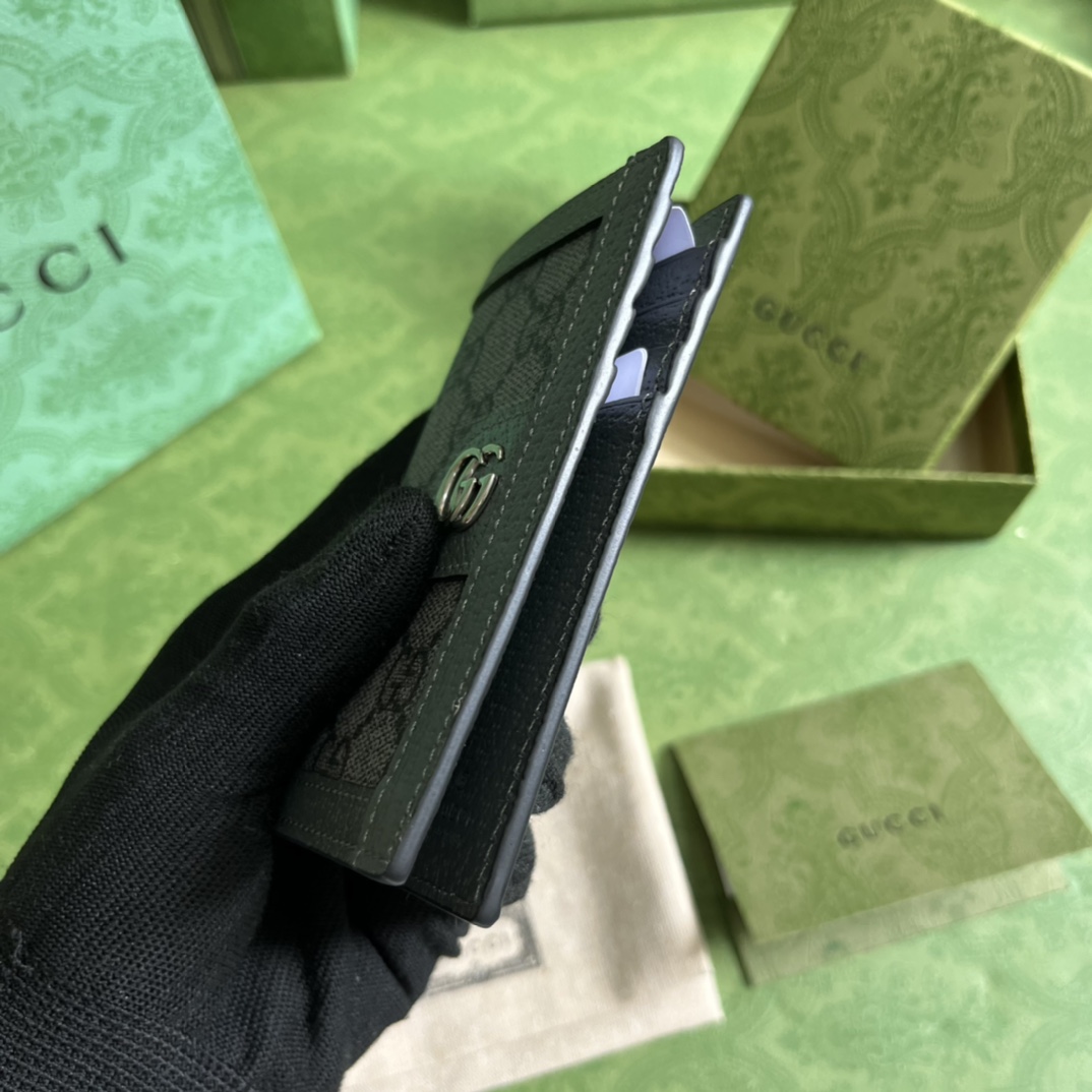 G*u*i wallet-7.5*12cm