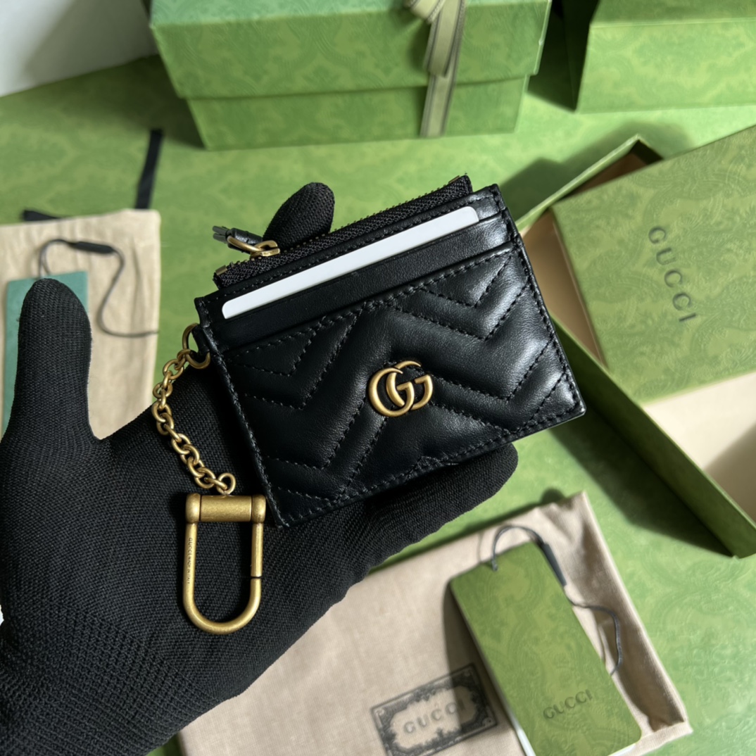 G*u*i wallet-10*7.5*1cm