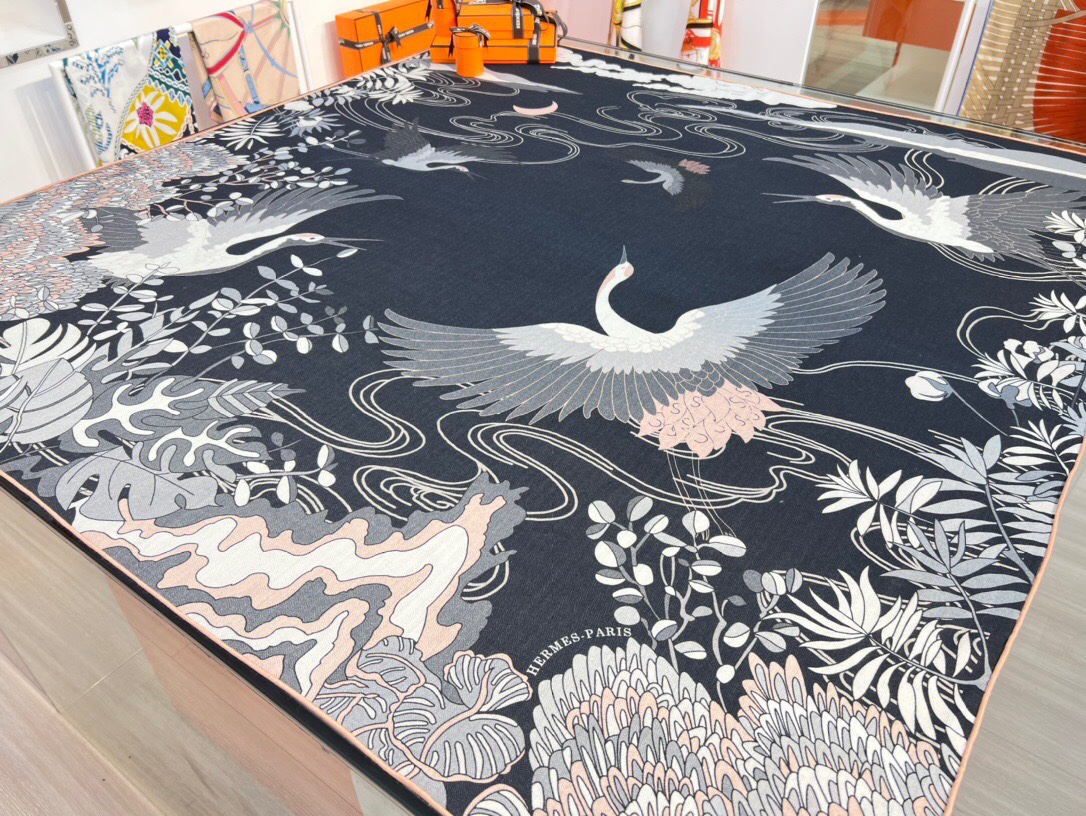 H**mes shawls-140*140cm