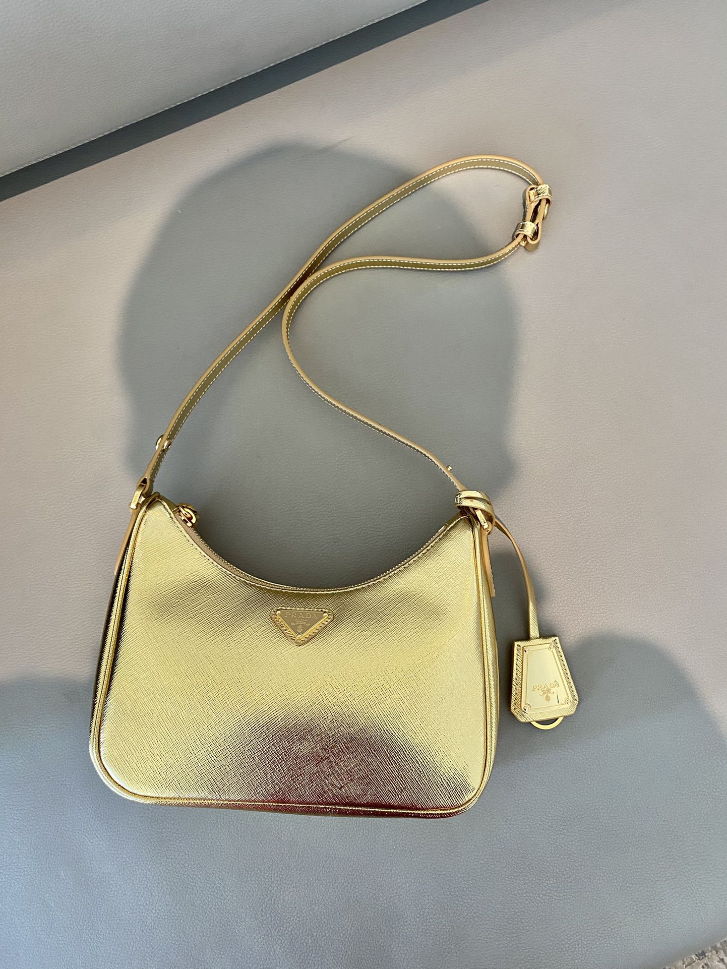 Pra*a nylon 1bc204b hobo bag-23*17*6.5cm