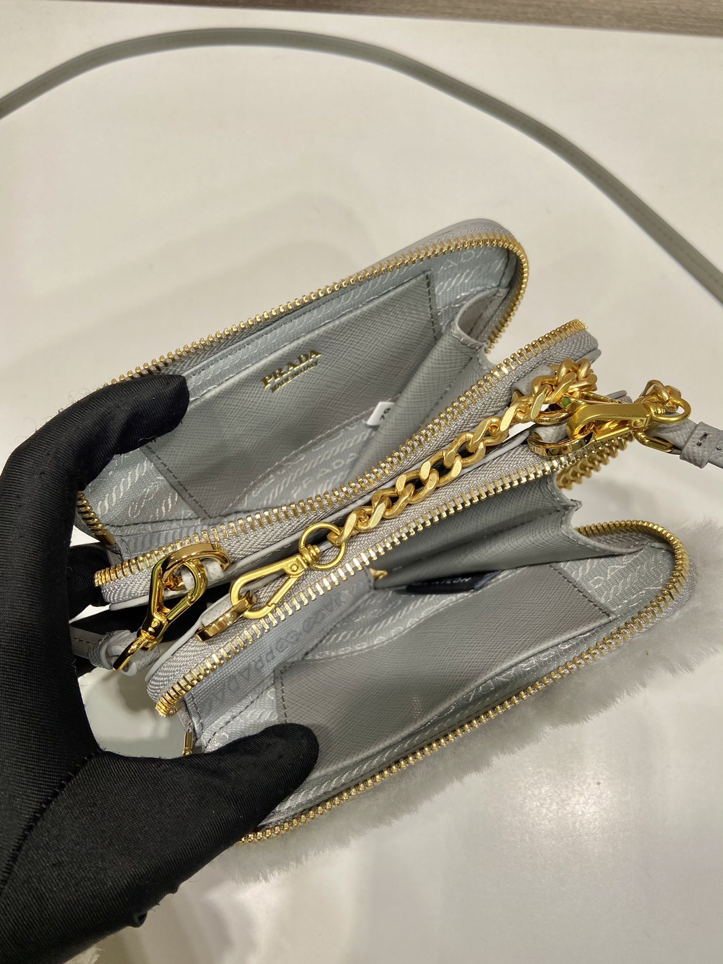 Pra*a 1nr015 double triangle bag -15*10*5cm