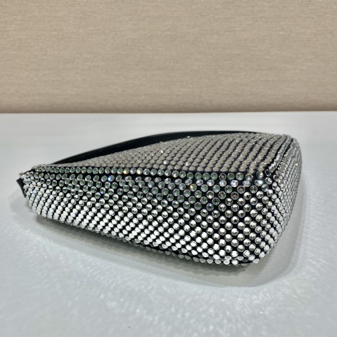 Pra*a triangle handbags lnq044-26*15*5.5cm