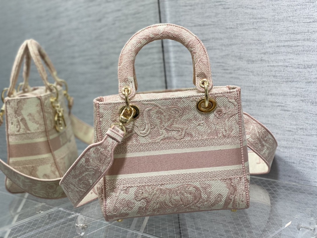 lady D*or handle bag-24cm