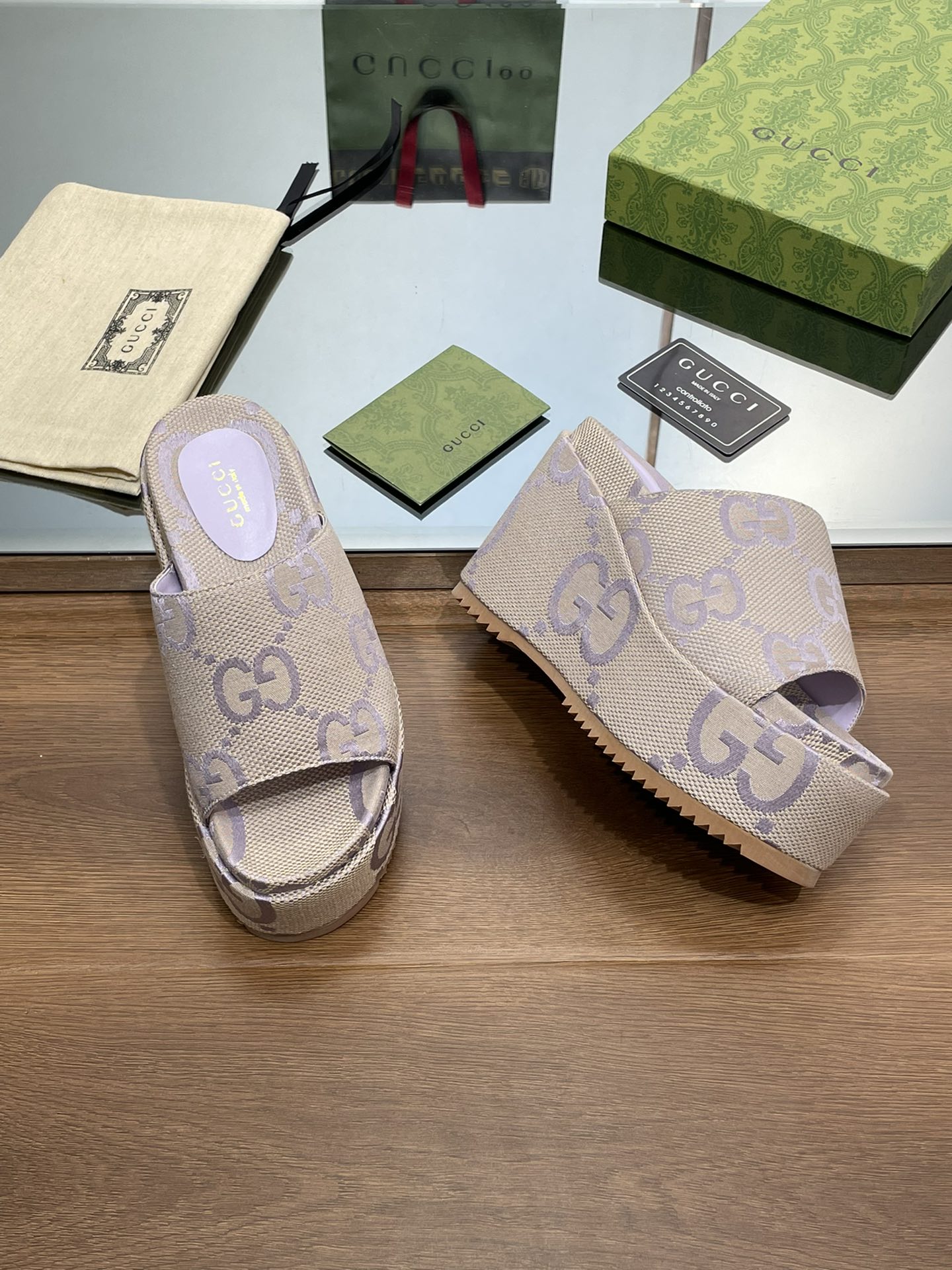 G*u*i slides(size35-43)