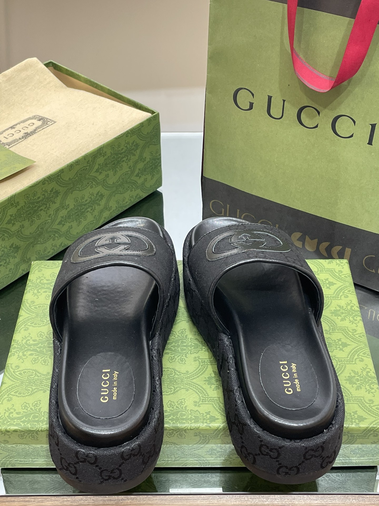 G*u*i slides(size35-43)