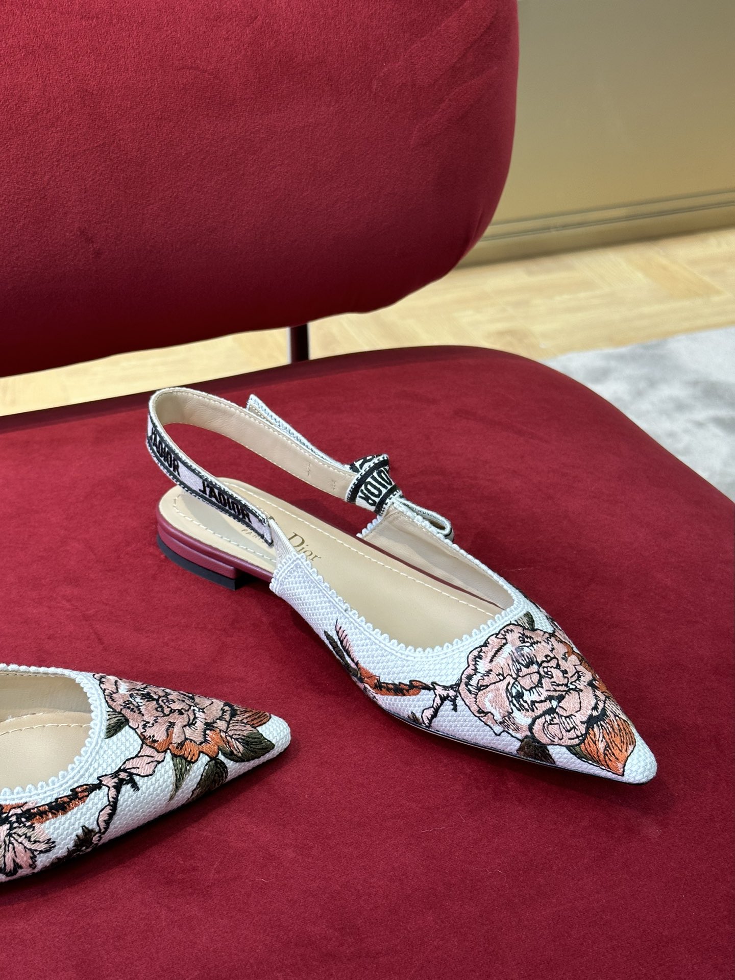 D*or slingback