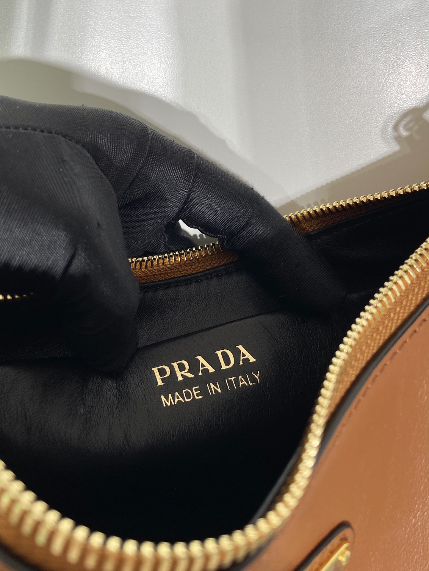 Pra*a moon handbags 1bc194-22.5*18.5*6.5cm