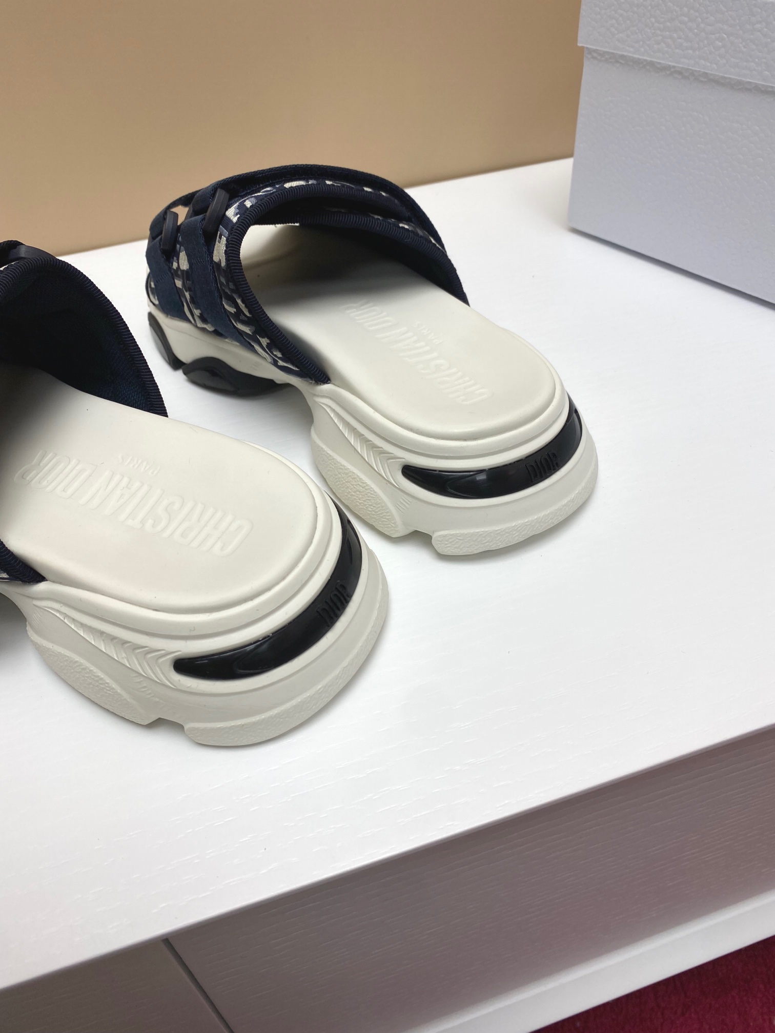 D*or slippers-5cm