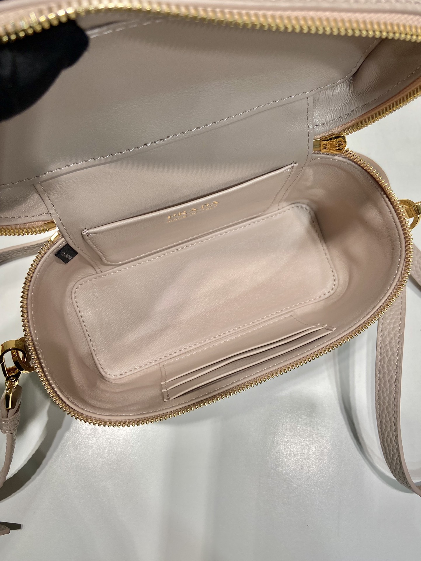 Pra*a 1bh202 cosmetic bag-18*11.5*7.5cm