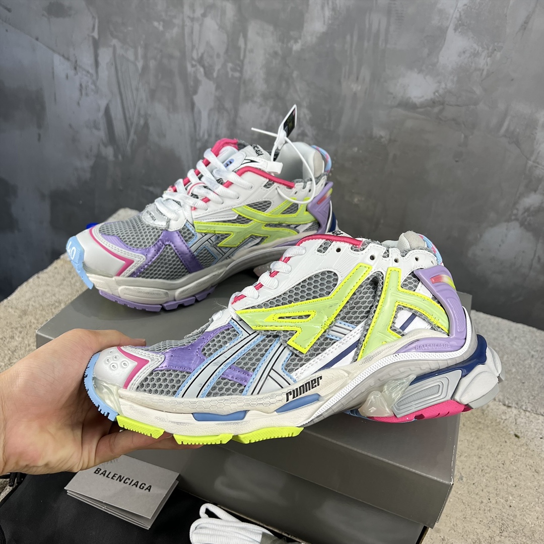Ba*len*cia*ga runner sneakers