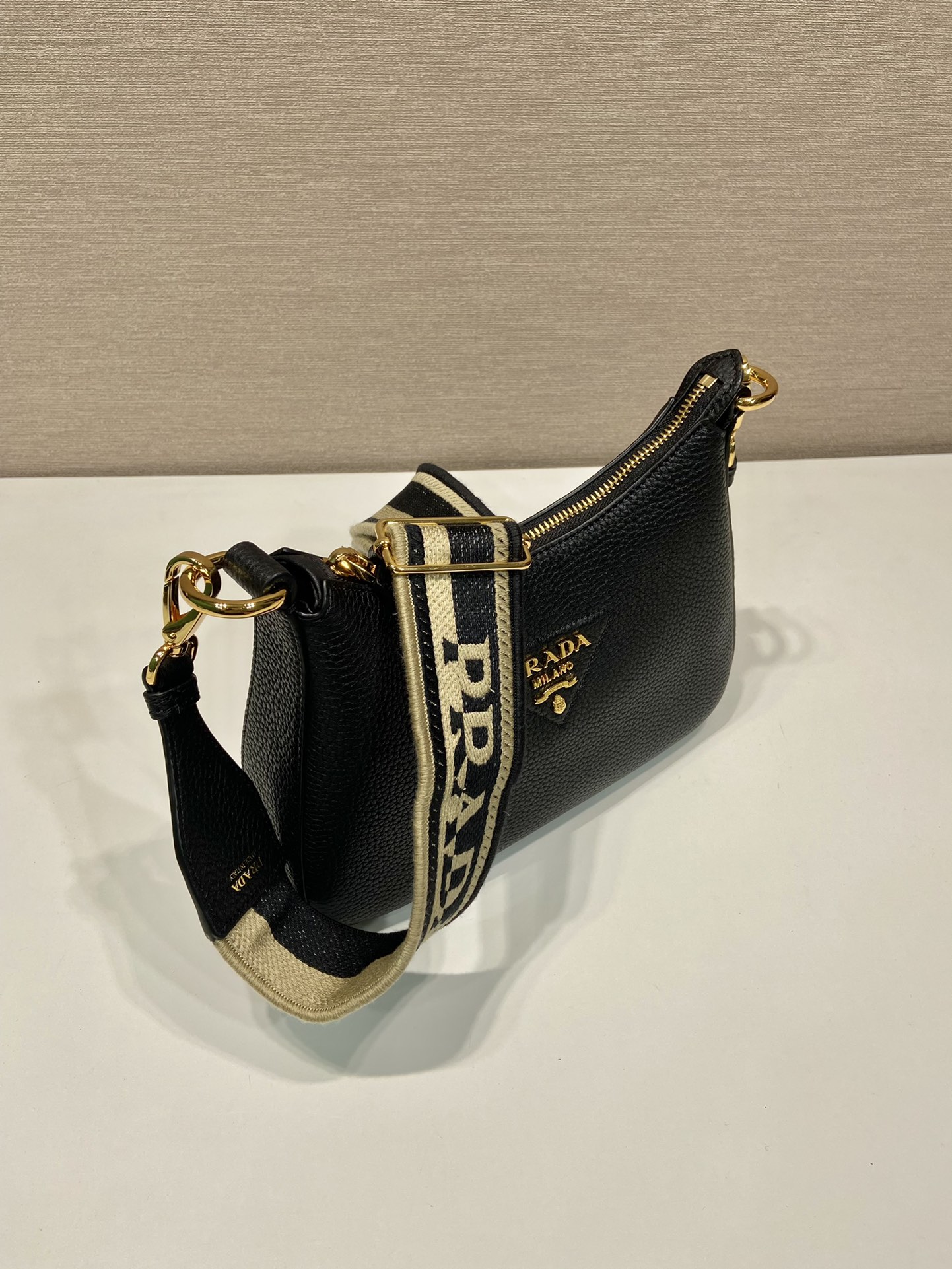 Pra*a 1bh193 tote-24*18*6cm