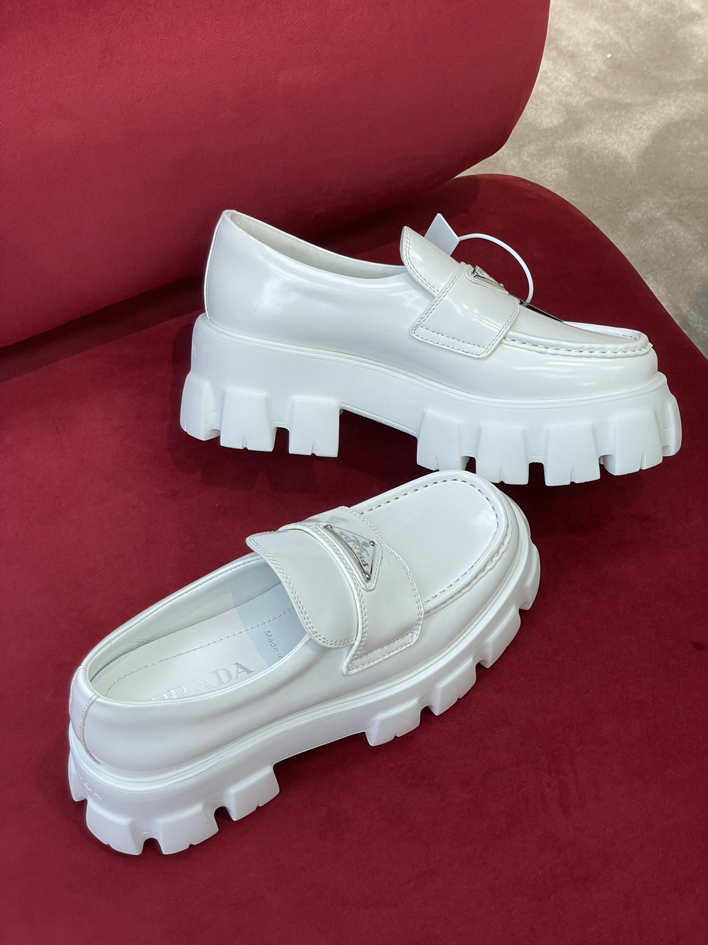 Pra*a loafers 2022ss
