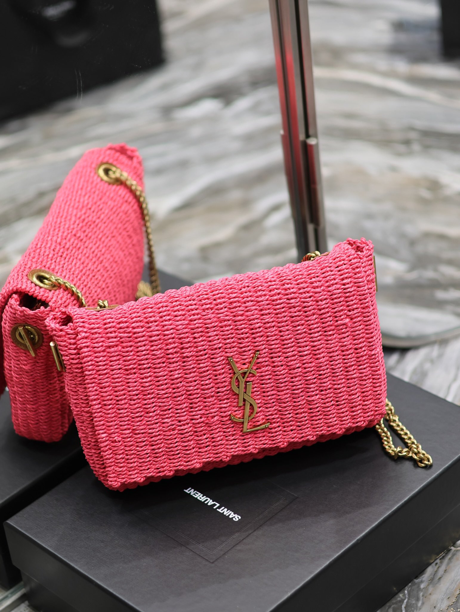 Y*L kate with raffia-28.5×20×6cm