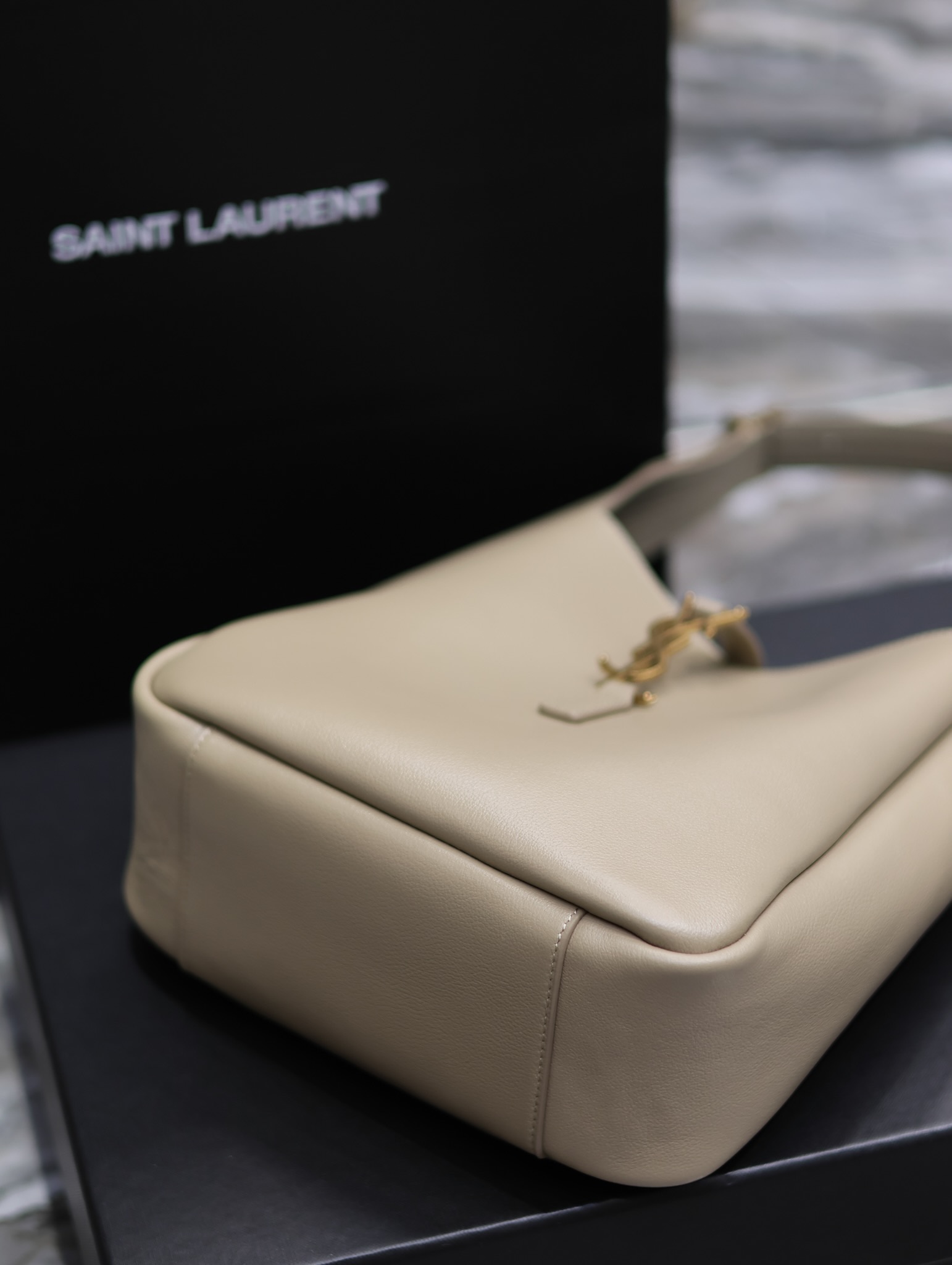 Y*L le5a7 vintage bag-23×22×8.5cm