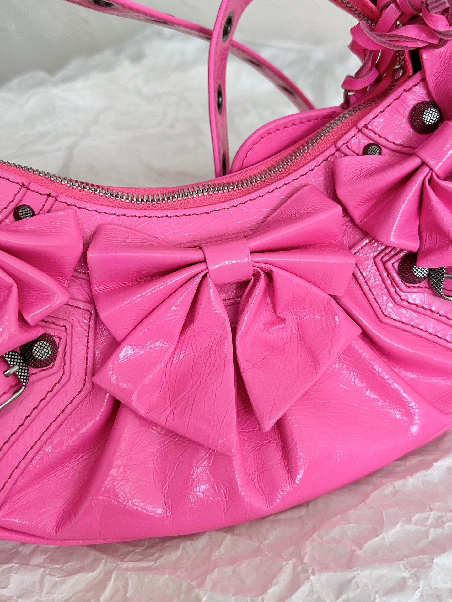 Balenciag Le Cagole Handbags-26x13x18CM