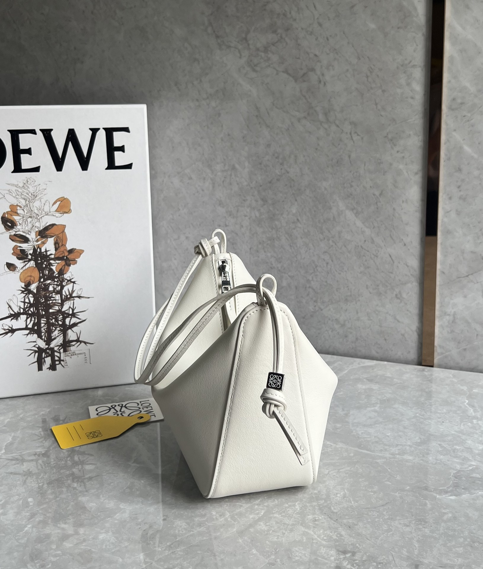 L0ew* hammock hobo bag-28*17*9.5cm