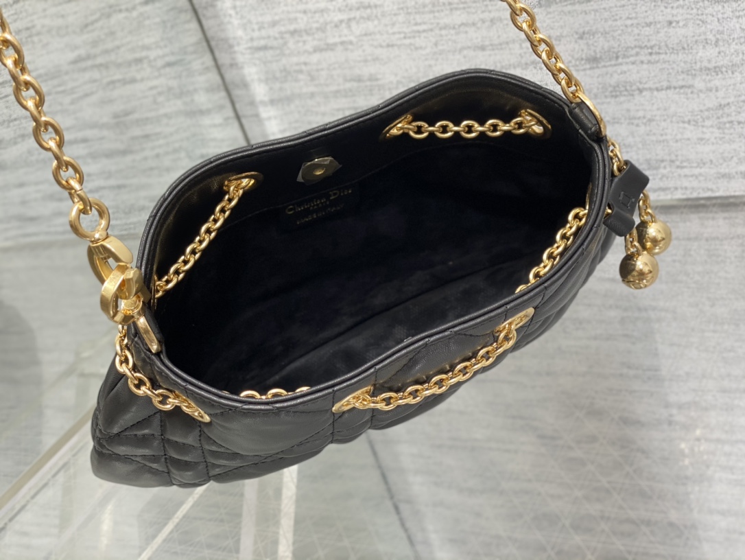 di0r D*or ammi bag-27 * 15 * 12cm