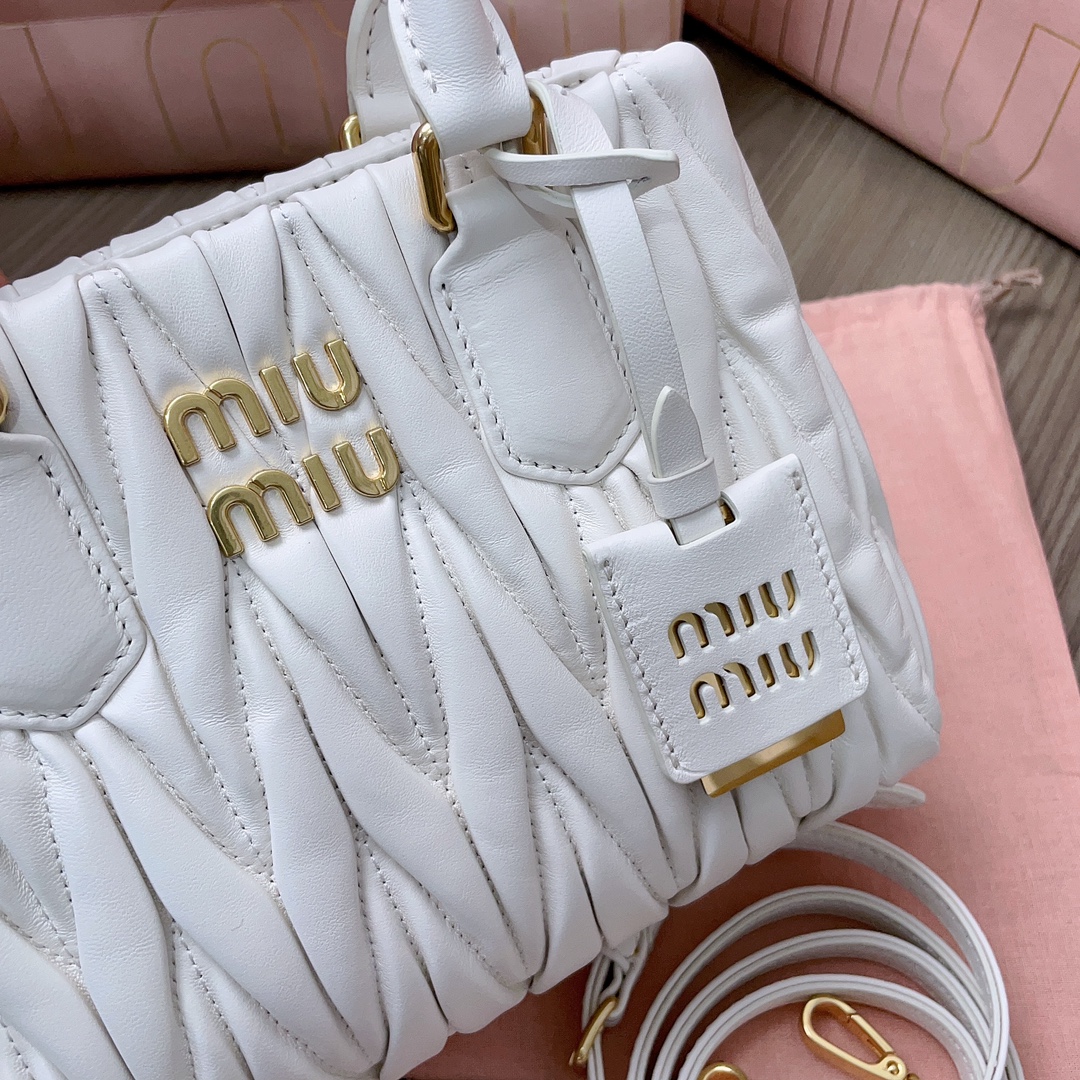 M*um*u tote-20 x16 x11cm