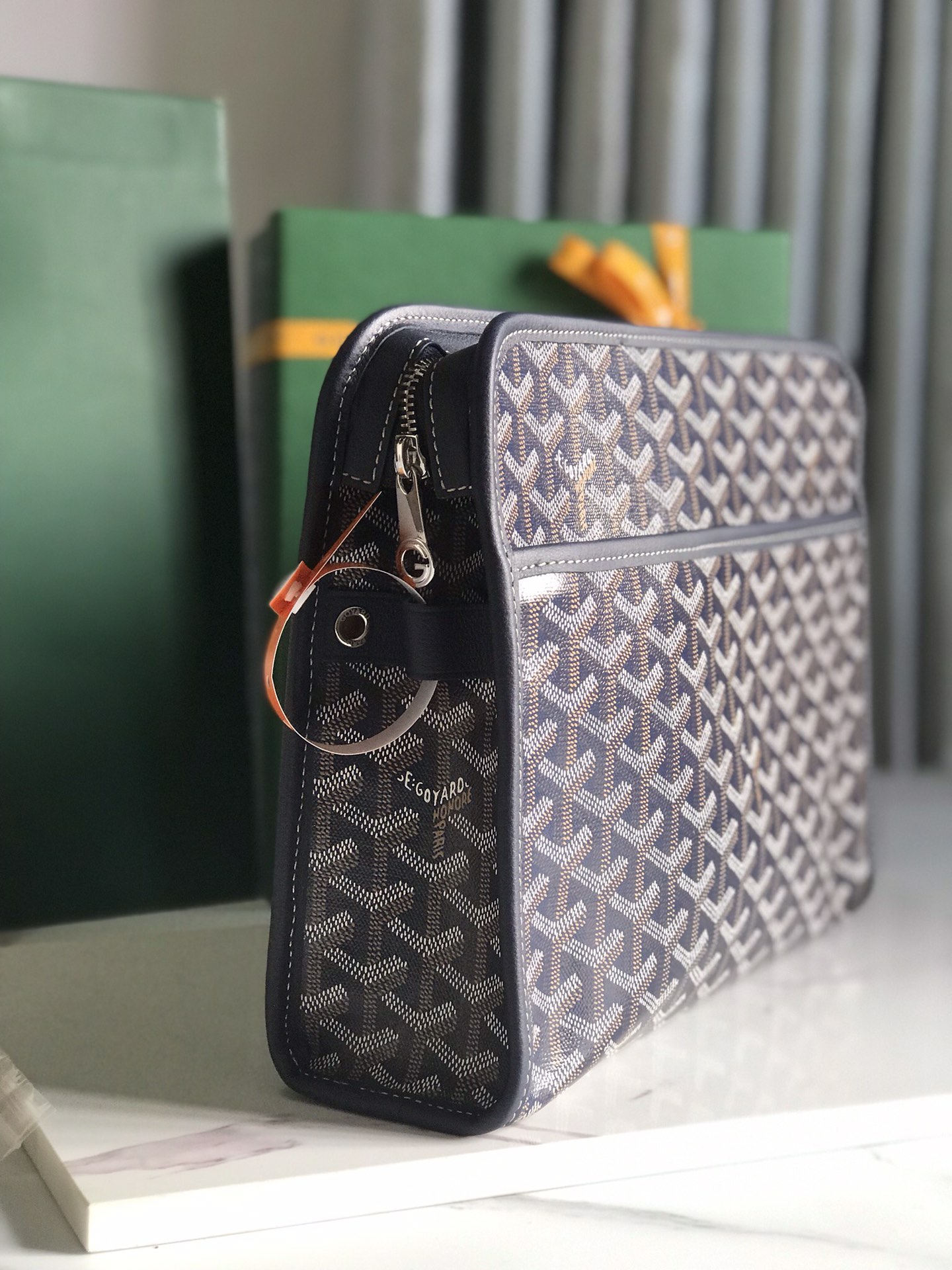 Go*ard toiletry bag-30x23×7.5cm