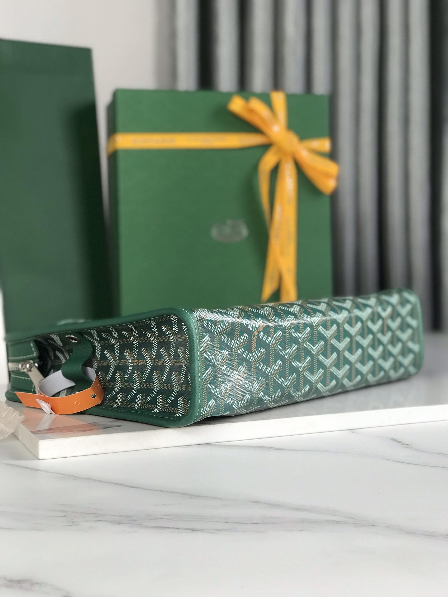 Go*ard toiletry bag-30x23×7.5cm