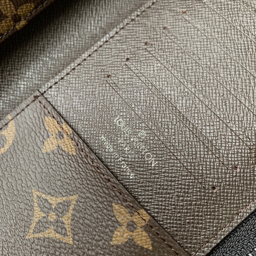l0*is V*t0n zippy wallet m82529-20*10cm